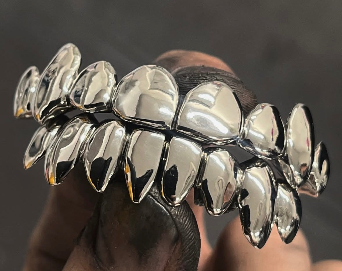 Silver Grillz – Custom Fit (925 Silver)